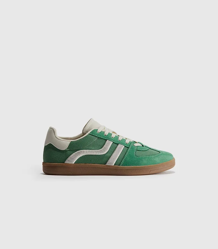 Green sneakers - Image 1